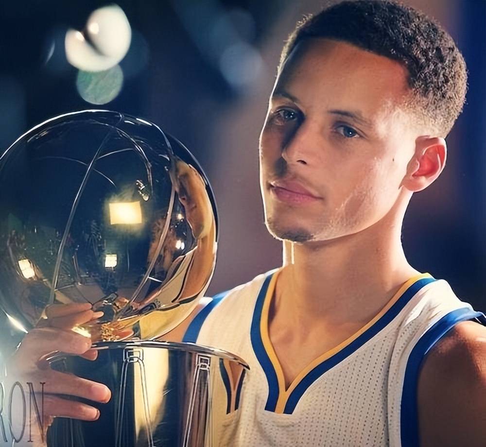 [澳网]顶压力赢胜利 王雨涵昂首晋级.